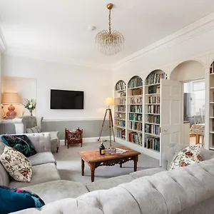 6 Bedroom Centre Georgian Town House - Abbey & Baths-2 Min Walk Bath