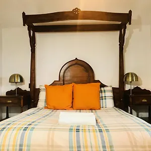 Bed & Breakfast Iholiday