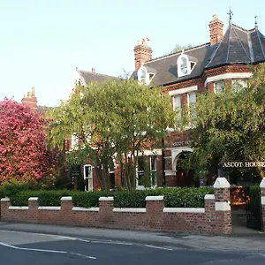 Gasthuis Ascot House
